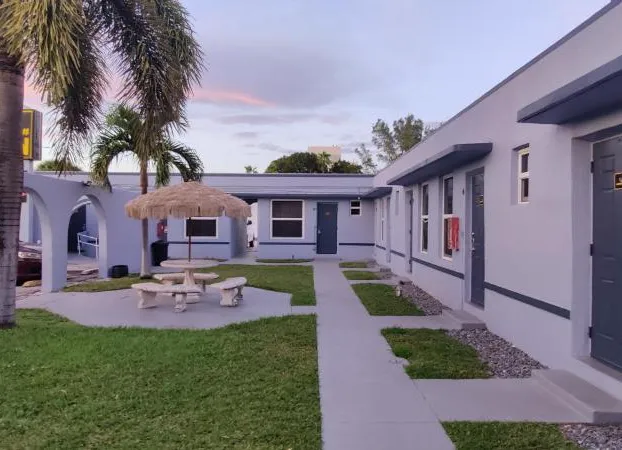 Crown Inn hotel detail image 2