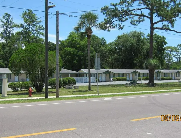 High Springs Country Inn hotel detail image 1