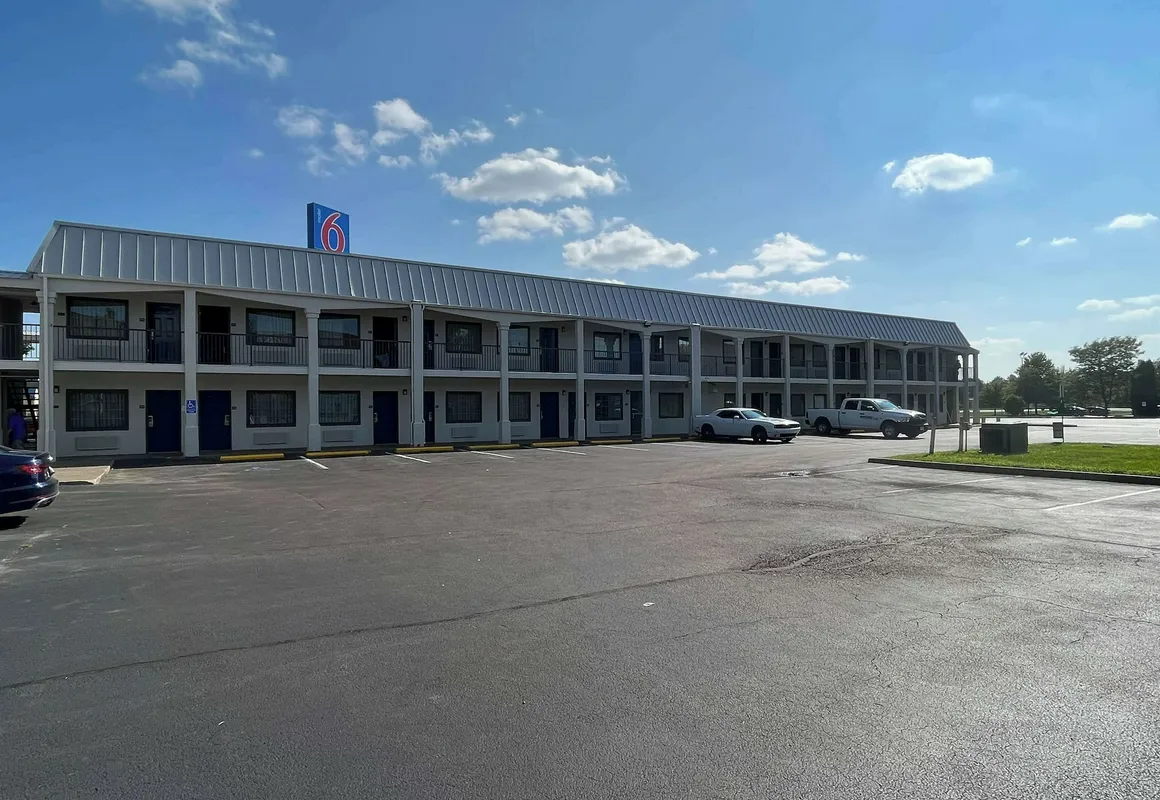 Motel 6 Lafayette, IN hotel hero