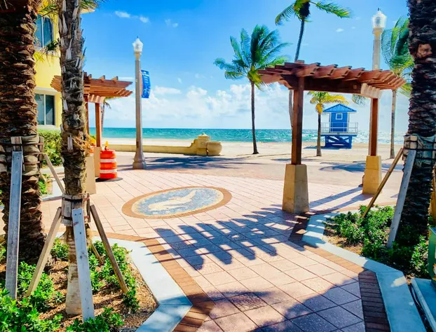 Dream Inn Hotel hotel detail image 1