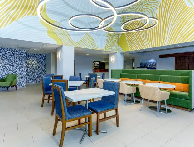 Hampton Inn Jacksonville-Downtown-I-95 hotel detail image 4