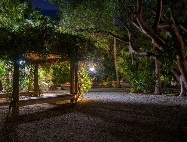 Bay Harbor Lodge hotel detail image 3