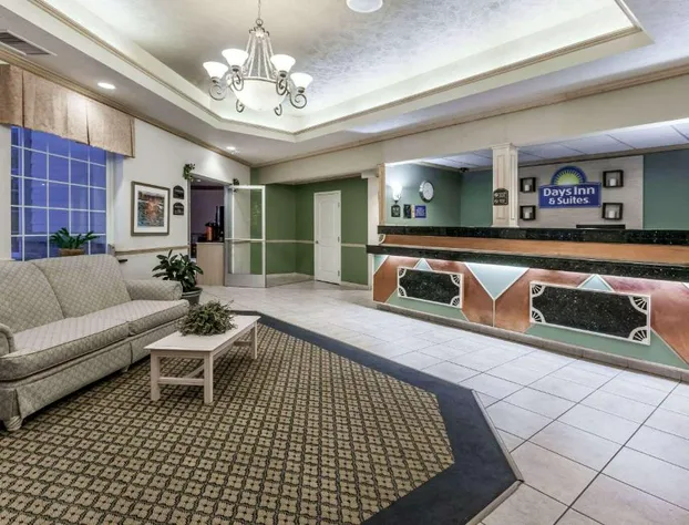 Days Inn by Wyndham Pentwater hotel detail image 3