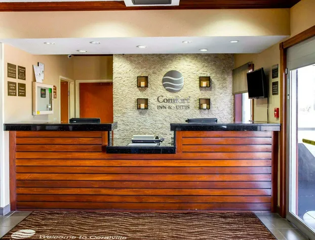 Comfort Inn & Suites Coralville - Iowa City near Iowa River Landing hotel detail image 3