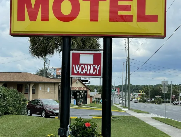 Shangri La Motel hotel detail image 1