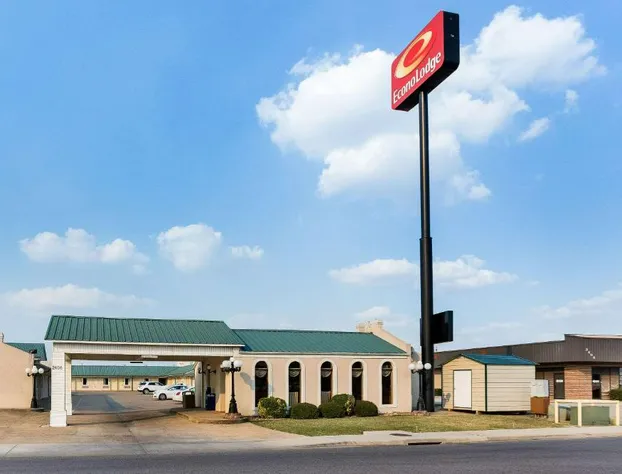 Econo Lodge Jonesboro hotel detail image 3