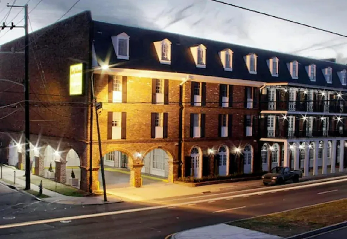 Midtown Hotel - Downtown New Orleans hotel hero