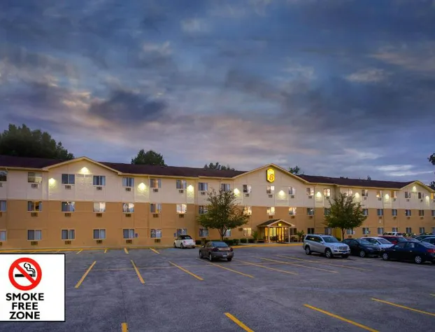 Super 8 by Wyndham Cromwell/Middletown hotel detail image 1