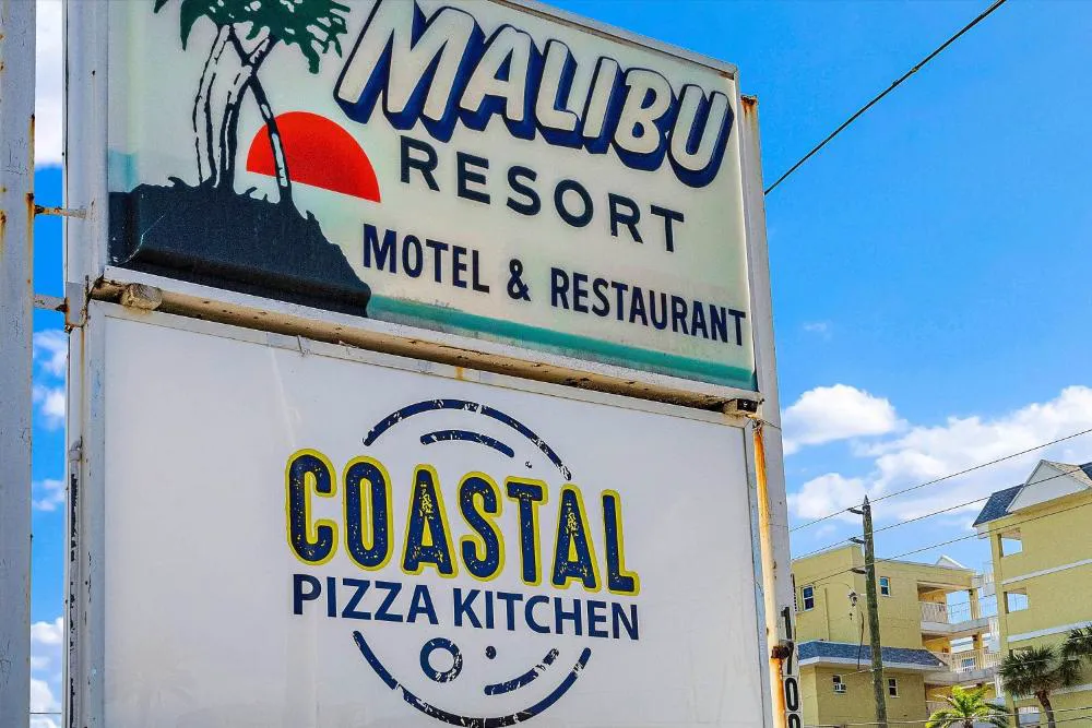 Malibu Resort Motel hotel hero