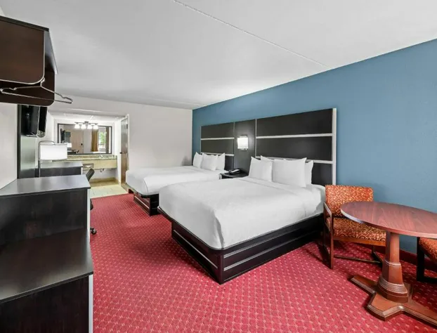 Clarion Inn Branson hotel detail image 3