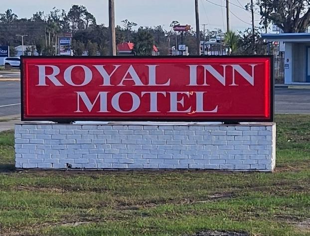 Royal Inn Motel hotel detail image 3