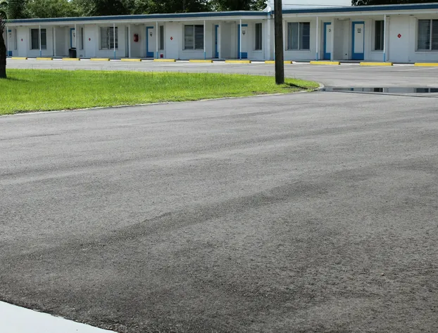 Royal Inn Motel hotel detail image 3