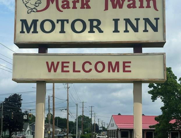 Mark Twain Motor Inn hotel detail image 2