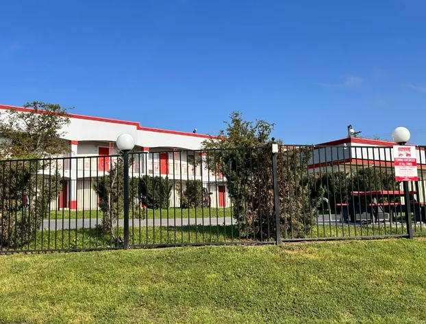 River Forest Inn hotel detail image 4