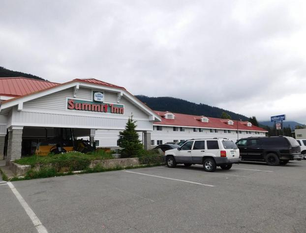 Summit Inn hotel detail image 2