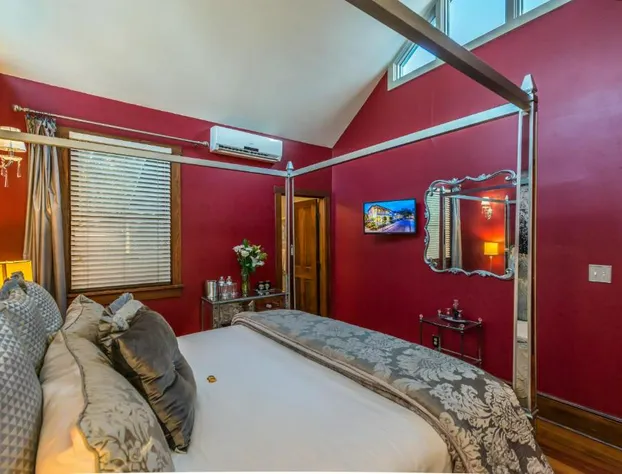 Carriage Way Inn hotel detail image 4