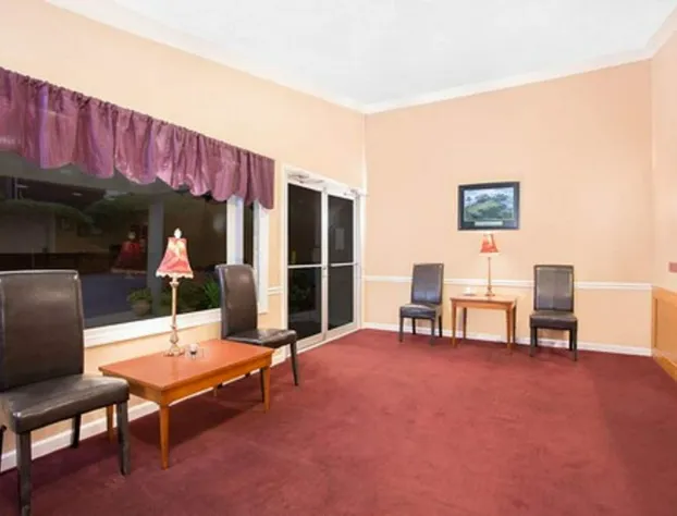 Knights Inn Augusta at Deans Bridge Rd hotel detail image 2