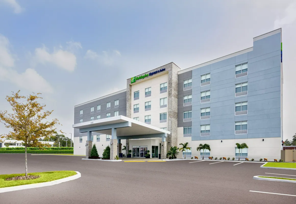 Holiday Inn Express & Suites Tampa Stadium – Airport Area by IHG hotel hero