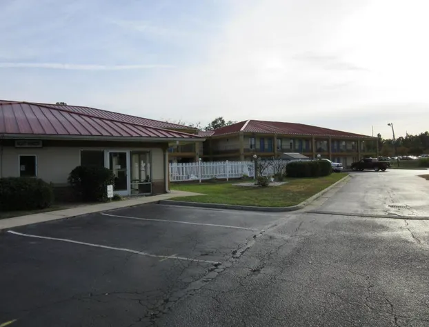 Days Inn by Wyndham Augusta Wheeler Road hotel detail image 2