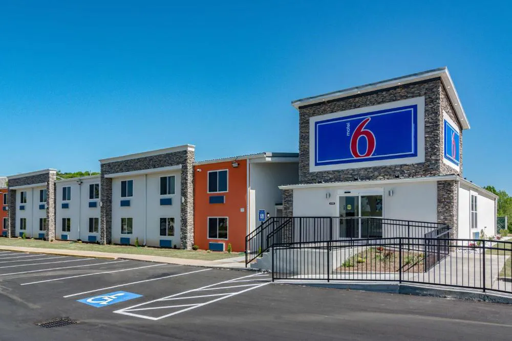 Motel 6 White, GA - Cartersville hotel hero
