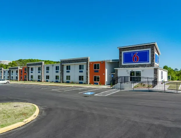 Motel 6 White, GA - Cartersville hotel detail image 1