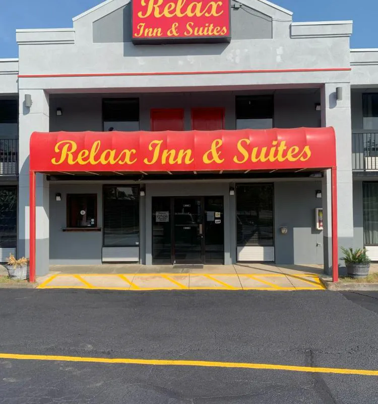 Relax Inn & Suites hotel hero