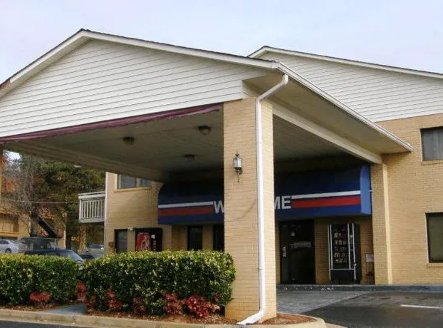 Rodeway Inn Jonesboro - Atlanta South hotel detail image 3