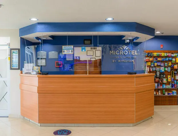 Microtel Inn & Suites by Wyndham Kingsland Naval Base I-95 hotel detail image 3