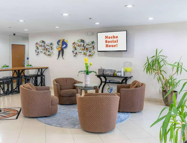 Microtel Inn & Suites by Wyndham Kingsland Naval Base I-95 hotel detail image 4