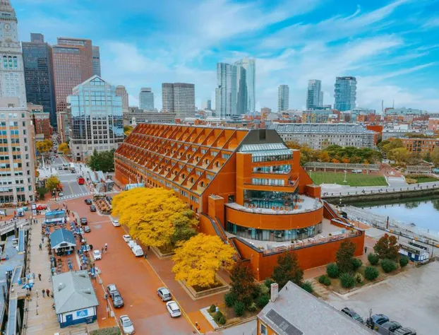Boston Marriott Long Wharf hotel detail image 4