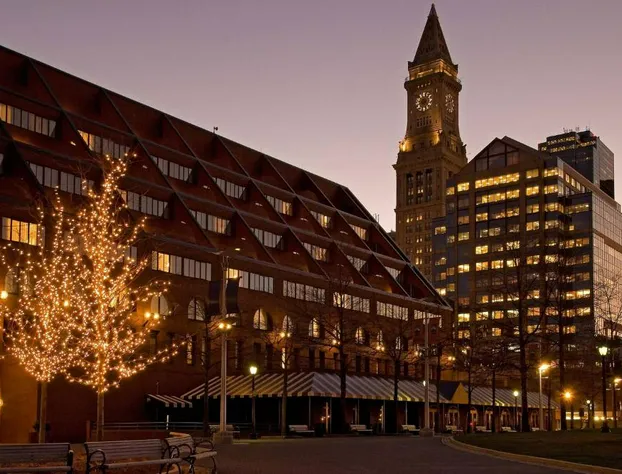 Boston Marriott Long Wharf hotel detail image 4