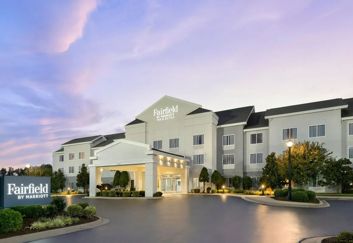 Fairfield Inn & Suites by Marriott Wilson hotel hero