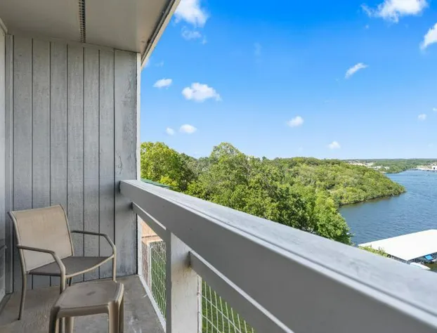 Inn at Grand Glaize hotel detail image 2