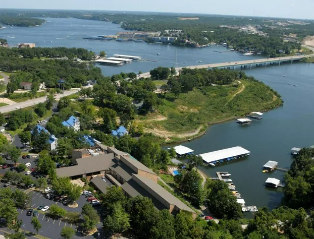 Inn at Grand Glaize hotel detail image 3