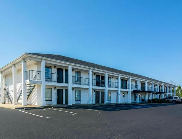 Quality Inn hotel detail image 2