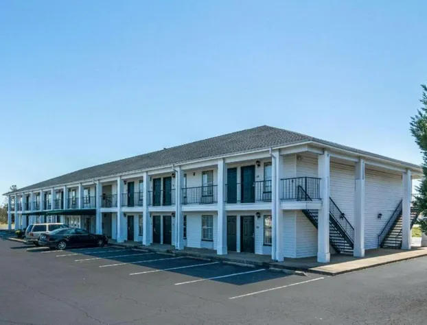 Quality Inn hotel detail image 3