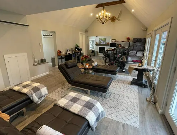 Phineas Swann Inn & Spa hotel detail image 4