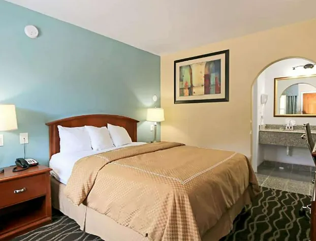 Travelodge by Wyndham Austin South hotel detail image 3