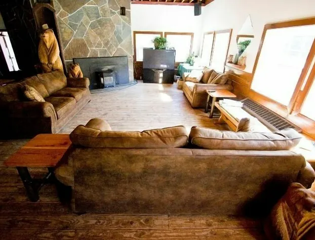 Bear Creek Lodge hotel detail image 1