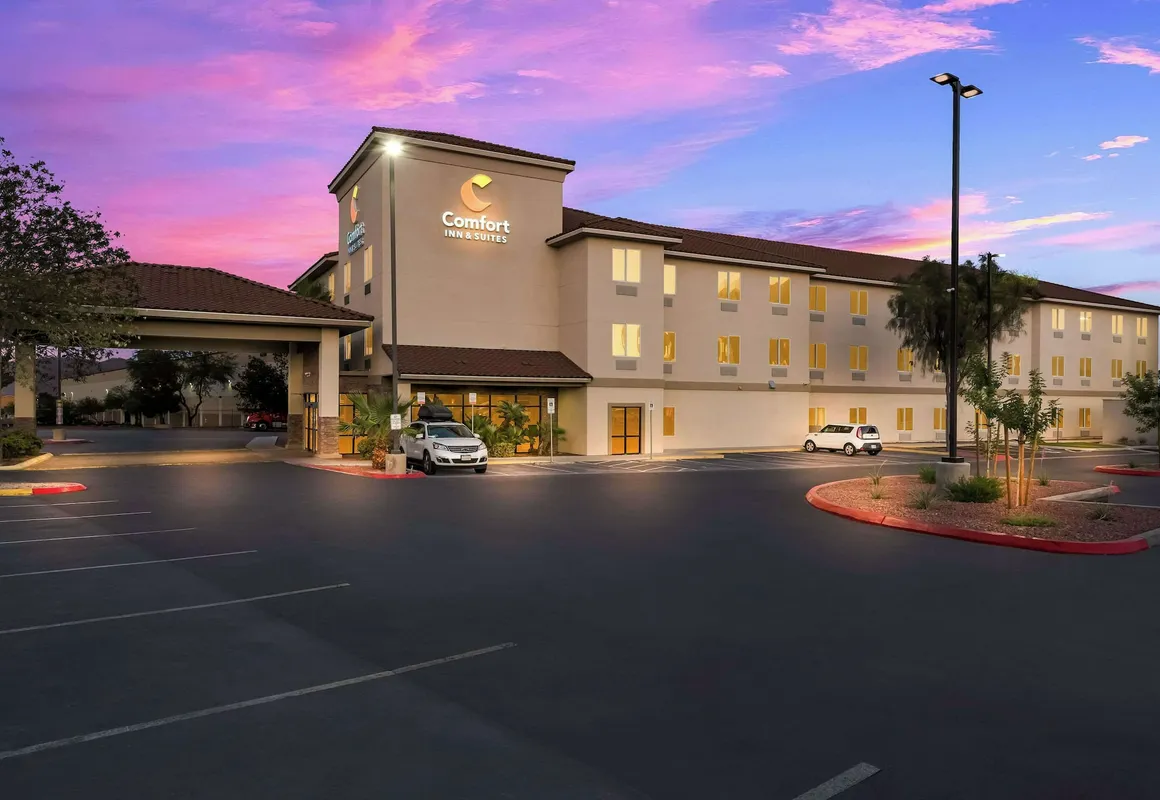 Comfort Inn & Suites Las Vegas - Nellis hotel hero