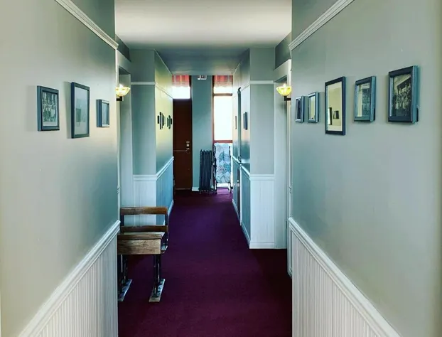 Northside School B&B hotel detail image 4