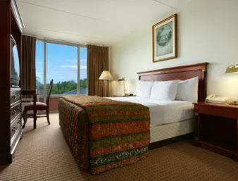 Baymont by Wyndham Addison hotel detail image 3