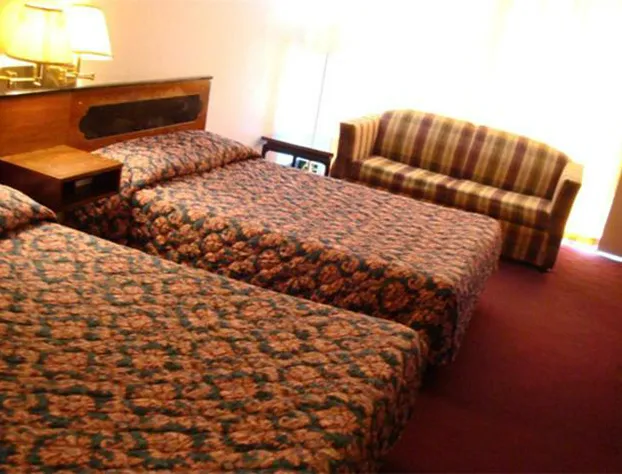 Gray Plaza Motel hotel detail image 3