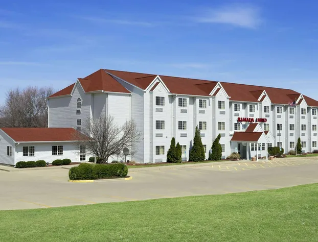 Ramada Limited by Wyndham, Bloomington I-55 & I-74 IL hotel detail image 1