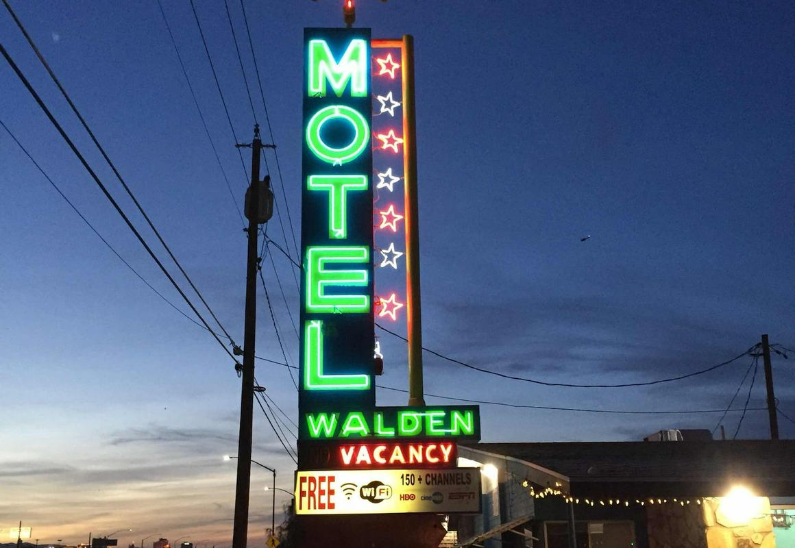 Walden Motel hotel hero