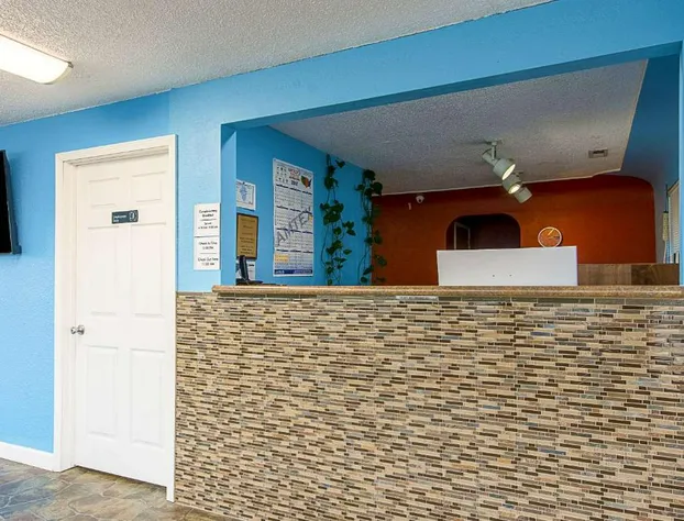 Highway Inn hotel detail image 2