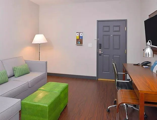 Four Points by Sheraton Mt Prospect O'Hare hotel detail image 4