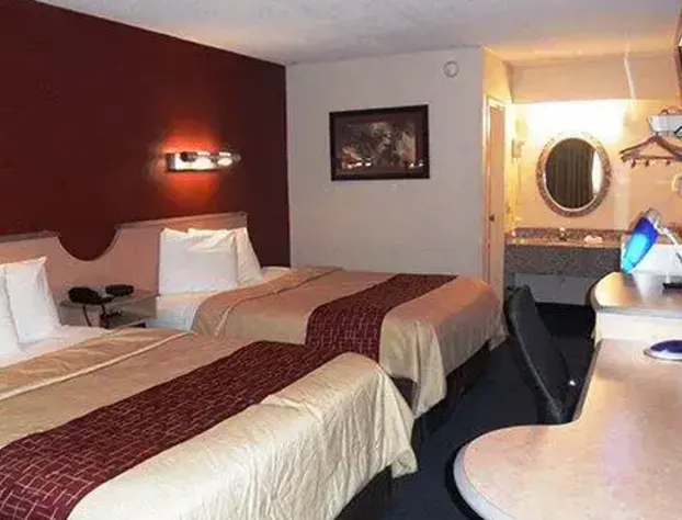 Rodeway Inn Fort Wayne hotel detail image 3