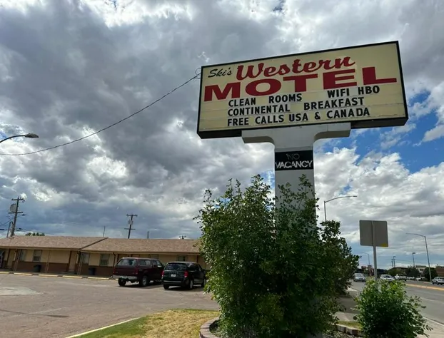 Ski's Western Motel hotel detail image 1