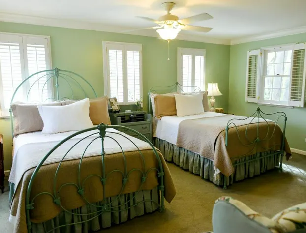 The Green Tree Inn hotel detail image 4